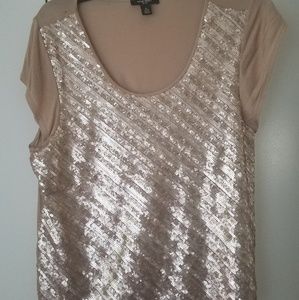 Women's sequined t-shirt